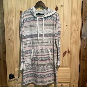 Simply Vera Vera Wang Gray and Pink Patterned Pajama Dress